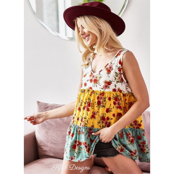 ❤️LAST 1! V Neck Soft Jersey Knit Floral Color Block Tiered Ruffle Top! - Picture 15 of 16